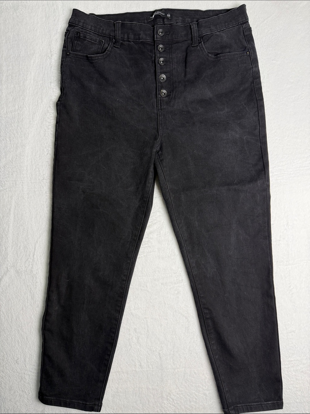 Truth + Thread 14P High-Rise Black Button-Fly Women's Jeans